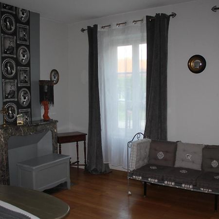 Bed and Breakfast Bella Simonetta Francueil Экстерьер фото